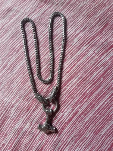 Cordão de aço
