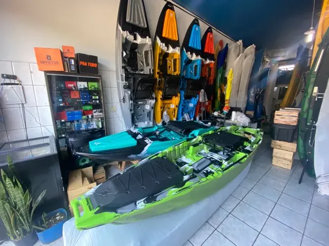 Caiaque Polaris armatus com ou sem pedal ou motor avalio trocas e envio para todo Brasil