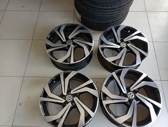 Rodas Lançamento Aro 17 VW 5x100 +Pneus Novos aro 17
