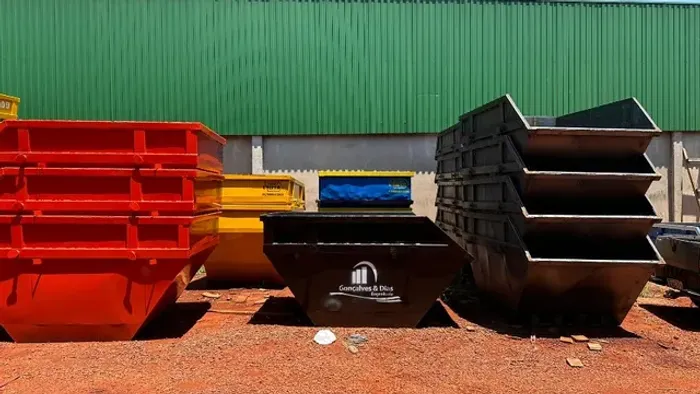 Unifer Metalúrgica-Soluções em Containers e Fabrica Caçambas para entulhos,Cacambas Poli