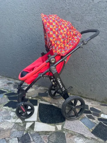 Carrinho de Bebê Galaxy TS Vermelho