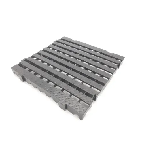 Pallet Plásticos Comercial  Forte Robusto 50x50x4,5