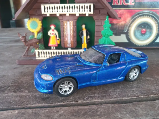 Miniatura Viper 
