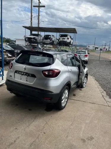 Sucata disponível em peças Renault Captur Life Ano 2019 