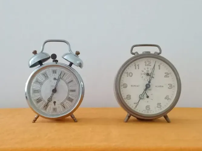 Despertadores Kienzle e Peter