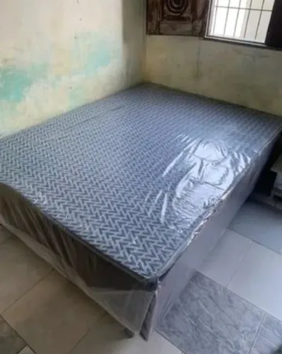 Cama box de casal na promoção