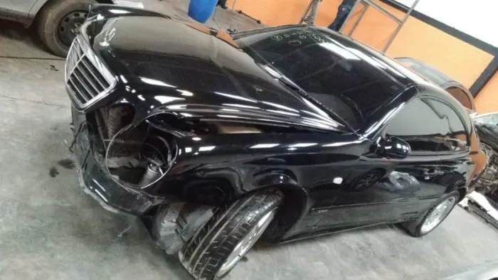 Sucata Mercedes CLK320 Sport 1998 - 70.000 km Para Retirada de Peças Avulsas