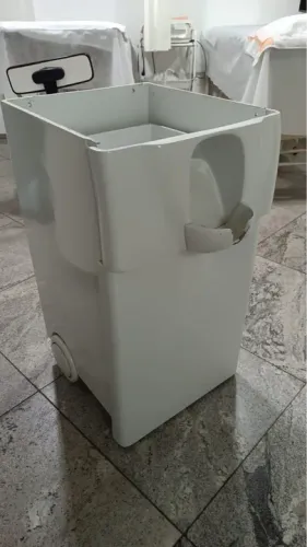 Carrinho de aparelho de estética com múltiplas funções cor branca g