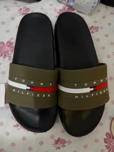 Chinelo Tommy Hilfiger tamanho 9 - Original - USA