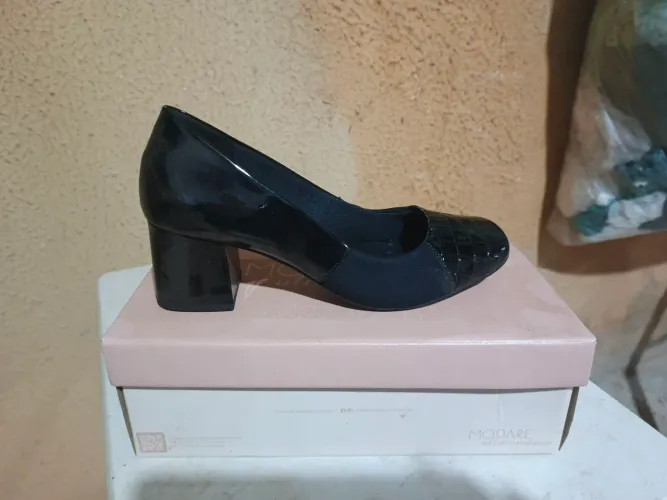 SAPATO PRETO