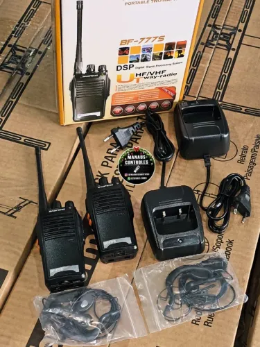Rádio comunicador Baofeng ( dinheiro ou Pix) 