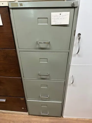 Arquivo de aço 4 gavetas verde 