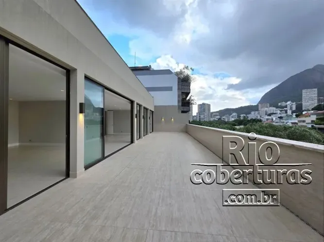 Cobertura linear à venda. Reformada. Única. 4 Suítes. Leblon - Rio de Janeiro - RJ
