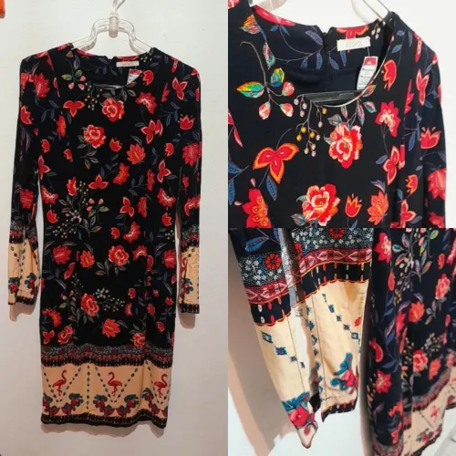 Vestido floral manga longa