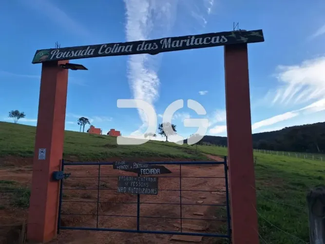 Pousada à venda em São Thomé das Letras, Sobradinho, com 3 suítes, com 49000 m²