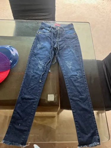 Calça jeans destroyed infantil