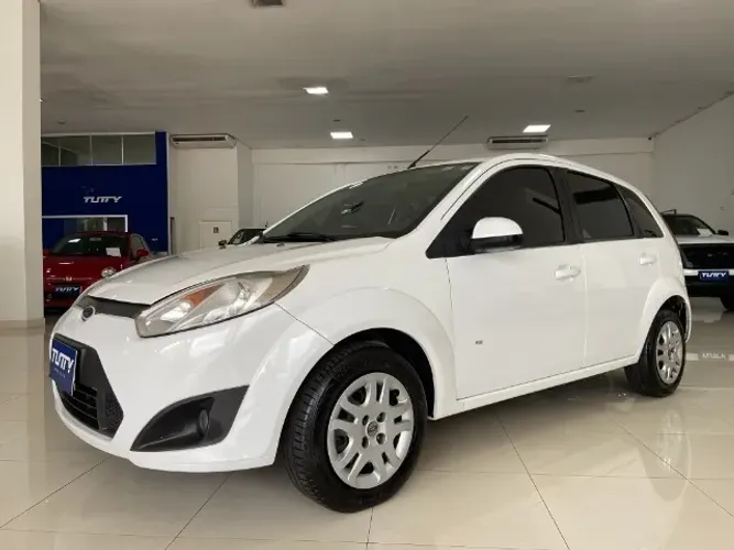 Ford Fiesta SE 1.6 8V Flex 5P 2014