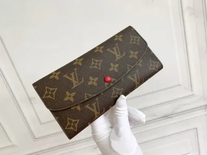 Carteira Louis Vuitton - vermelha 