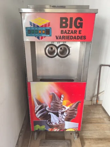 Máquina de Sorvete 