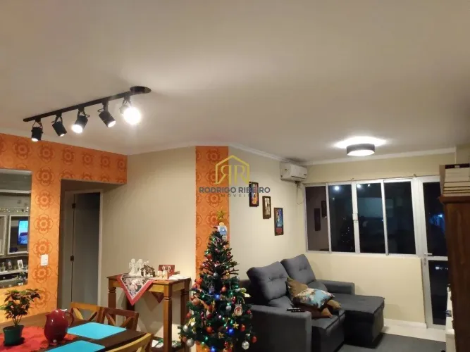 Apto amplo com 3 Dormitórios na Trindade!