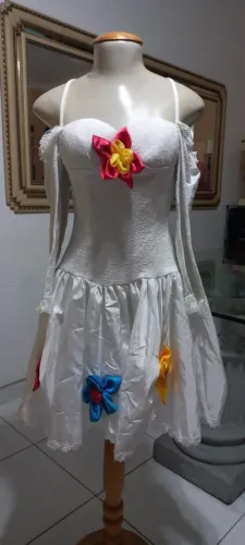 VESTIDO DE NOIVINHA JUNINO BRANCO C/ MANGA E FLORES TAM M (ADULTO)