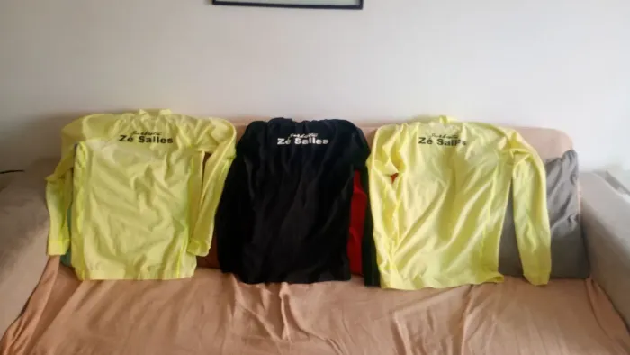 Camisas de Lycra com proteção solar Zé Salles 