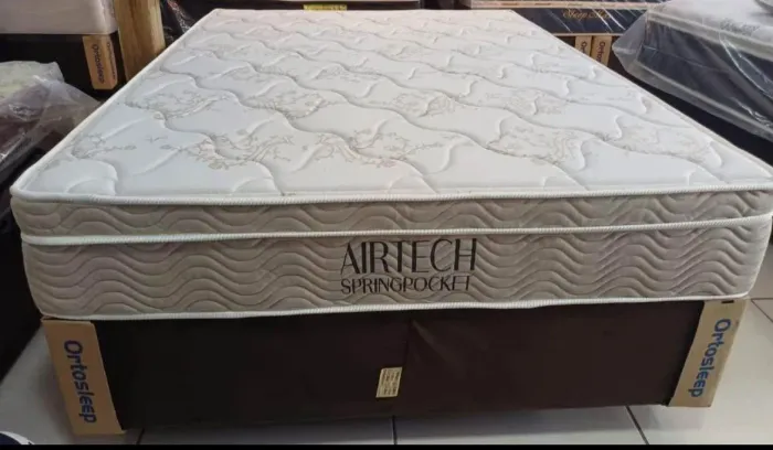 Conjunto. Colchão Ortobom. Mais cama box casal