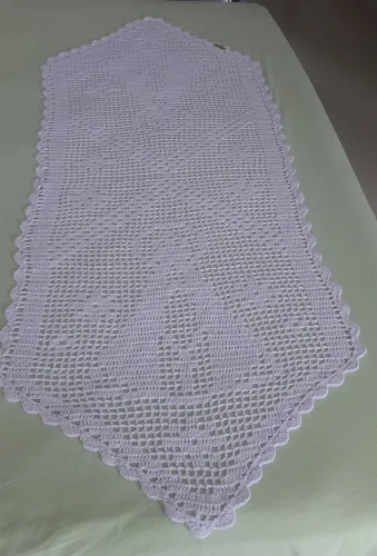 passadeira de mesa em croche filé