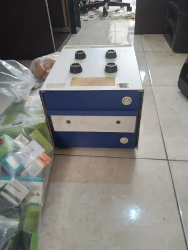 Maquina  de fabricar carimbos e insumos 