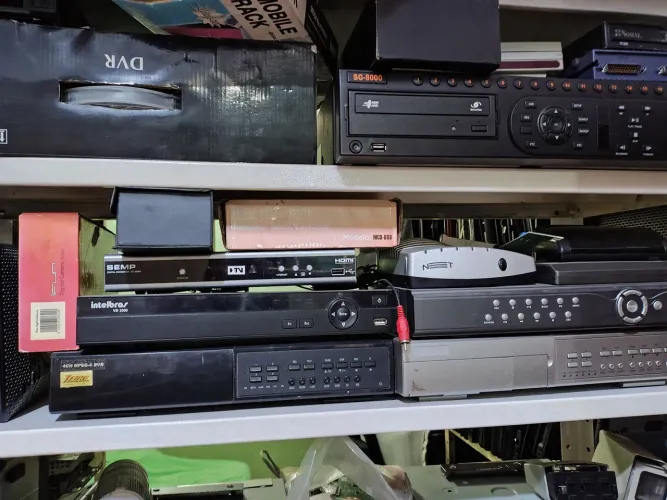 6 DVR por 500,00 (apenas o lote)