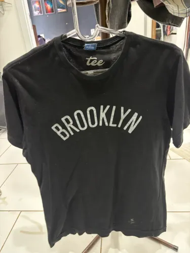 Camiseta Brooklyn Preta - M