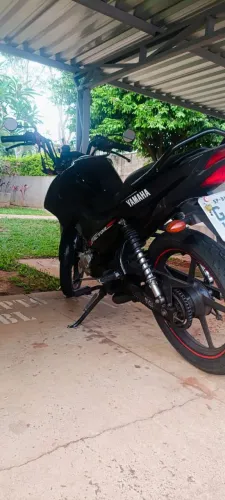 Vendo ou troco por carro