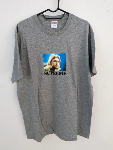 Camiseta Supreme Kurt Cobain