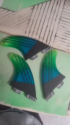 Quilhas modelo FCSII Media