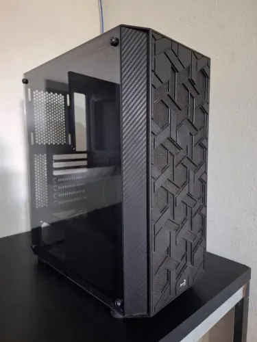 Gabinete Gamer Aerocool Hive