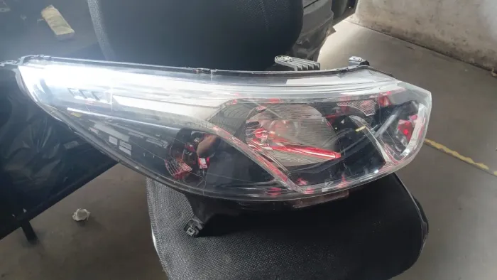 Farol Direito Chevrolet Cobalt 2016 A 2021 Original 