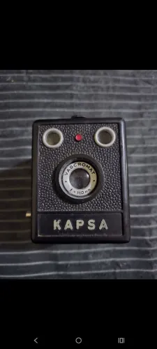 Maquina fotográfica Kapsa box (110 mm)pinta vermelha