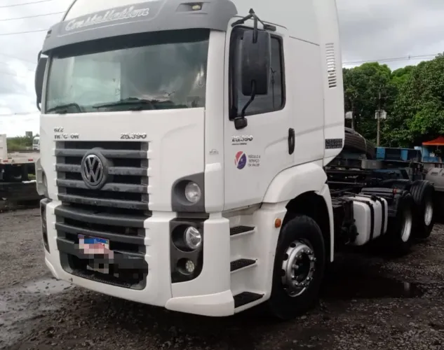 VW Constellation 25.390 - 2013