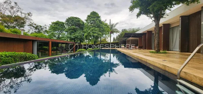 Casa à venda na Fazenda Boa Vista | Villa Fasano com projeto de Marcio Kogan, 4 suítes, pi
