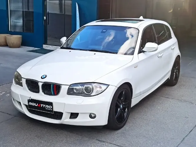  BMW 130IA 3.0 24V Ano 2011 - Com chave cópia, nunca bateu
