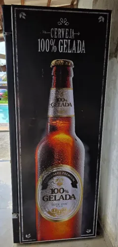 Cervejeira Porta de Vidro FRICON 565L 220V