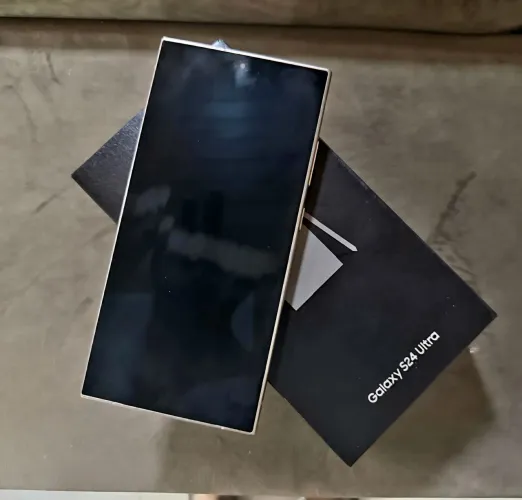 Samsung Galaxy S24 Ultra 