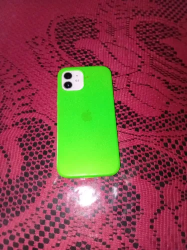 Vendo iPhone 12 120gb ?