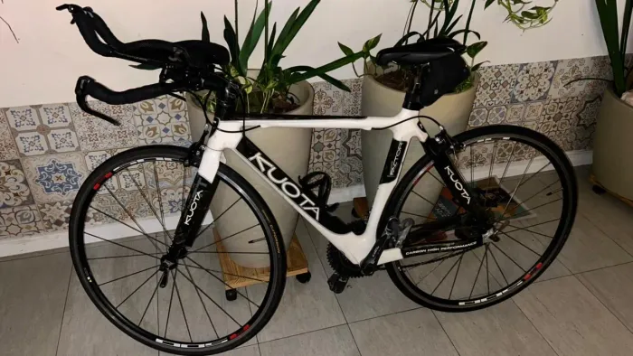 BIKE TT- KUOTA K-FACTOR CARBONO