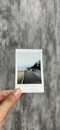 Câmera instax LiPlay com capas 