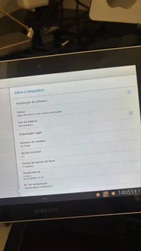 Samsung tablet GT-P7500