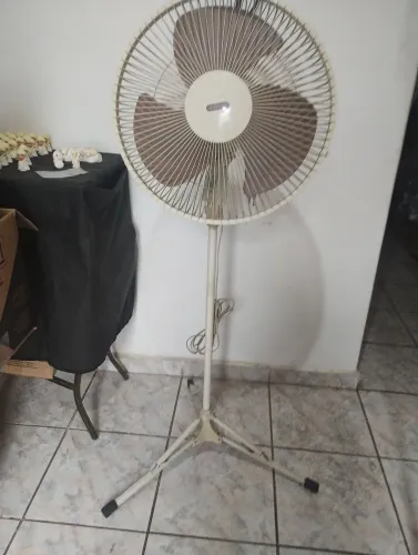 Ventilador antigo arno