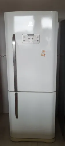 Geladeira Eletrolux 690L *defeito* 