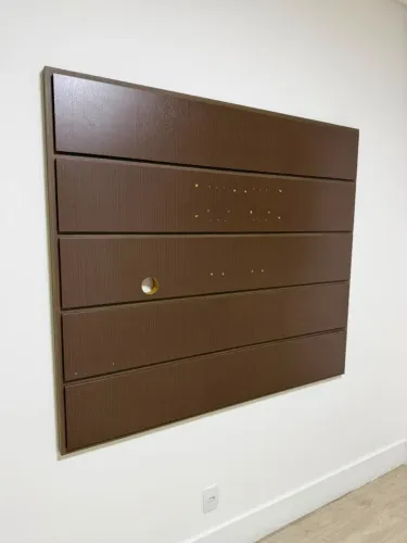 Painel para TV em madeira