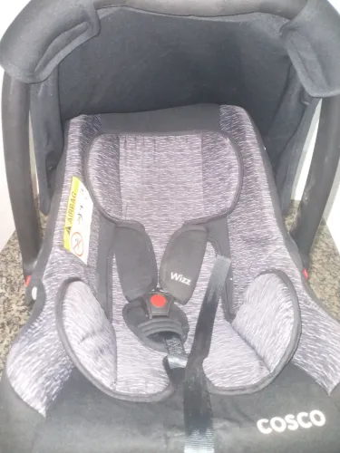 Bebê conforto Marca Cosco